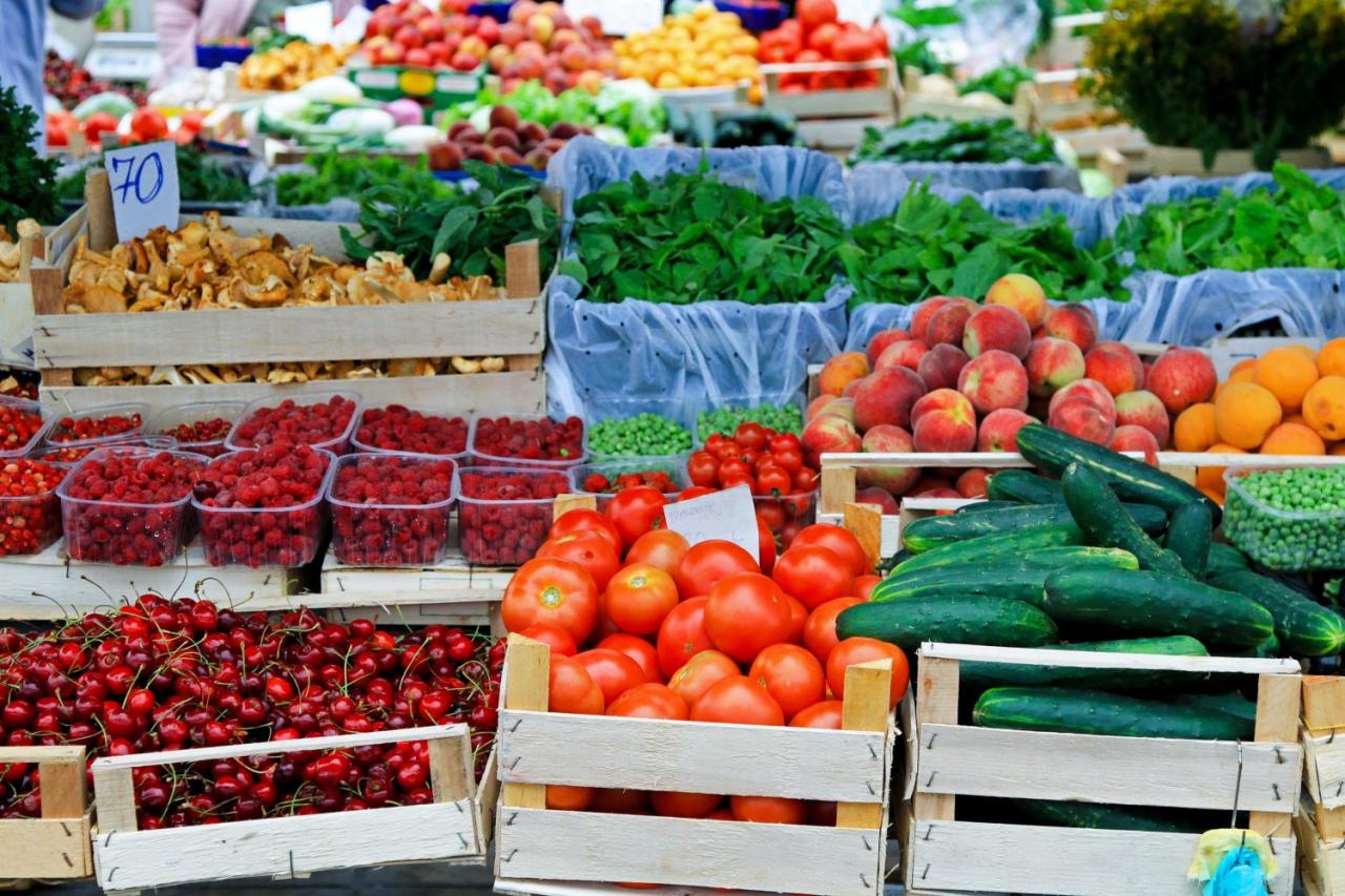 Langley Farm Market's local and organic food options