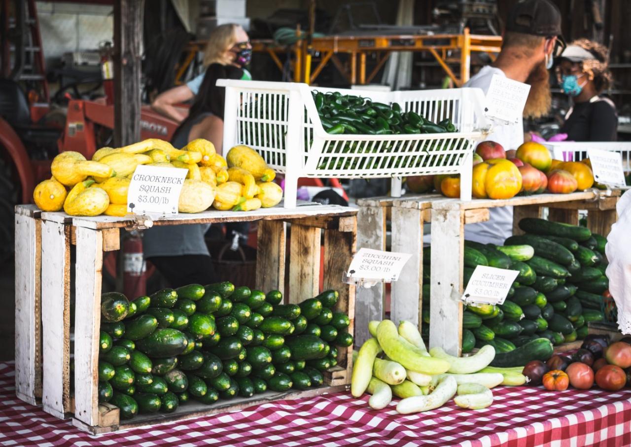 Langley Farm Market's local produce and community involvement